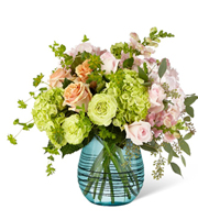 The FTD Irreplaceable Luxury Bouquet- VASE INCLUDED