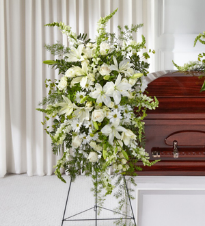 The FTD Loving Thoughts Standing Spray