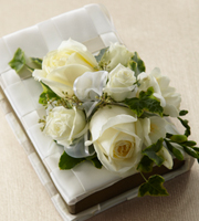 The FTD Rose Charm Bouquet